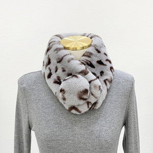 Winter Women Rabbit Fur Scarf Soft Plush Double-Sided Thickened Whole Skin Elk Leopard Print Suction Buckle Fur Scarf Outdoor